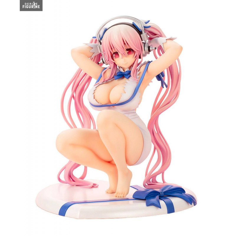 Super Sonico x DanMachi -...