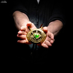 Collier de l’œil Agamotto,...