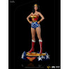 DC Comics - Figurine Wonder Woman Lynda Carter, Deluxe Art Scale