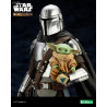 Star Wars The Mandalorian - Mandalorian & Grogu figure with Beskar Staff, ARTFX