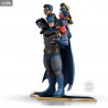DC Comics - Figure Batman Family Classic, diorama Q-Master