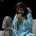 PRÉCOMMANDE - The Exorcist - Figurine Possessed Regan McNeil, Deluxe Art Scale