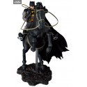 PRE ORDER - DC Comics, Batman : Dark Knight Returns - Figure Batman & Horse, MAF EX