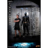 DC Comics The Dark Knight Rises - figurines et diorama Batman Armory with Bruce Wayne, Movie Masterpiece