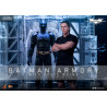 DC Comics The Dark Knight Rises - figurines et diorama Batman Armory with Bruce Wayne, Movie Masterpiece