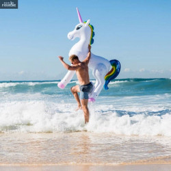 Inflatable unicorn, Life-Size