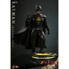 DC Comics, The Flash - Figurine Batman (Modern Suit), Movie Masterpiece