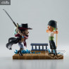 One Piece - Roronoa Zoro vs Dracule Mihawk figure, WCF Log Stories