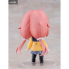 Laid-Back Camp - Figurine Nadeshiko Kagamihara, School Uniform Nendoroid