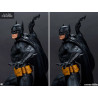 DC Comics - Figure Batman, Black and Gray Edition