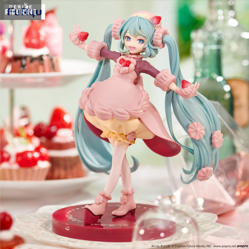 Hatsune Miku figure...