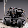 DC Comics The Dark Knight series - Figurine Batman et Batmobile Tumbler in Gotham City, Legacy of Revoltech LR-054