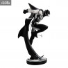 DC Direct - Batman figure Black & White, White Knight by Sean Murphy