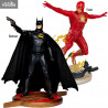 DC Comics - Figurine The Flash (Ezra Miller) ou Batman (Michael Keaton)