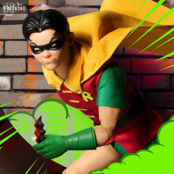 DC Comics - Robin figure...