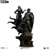 DC Comics - Batman & Catwoman figure, Diorama