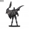 DC Comics - Batman figure Black & White by Jorge Jimenez