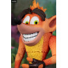 Crash Bandicoot - Figurine Crash with Aku Aku Mask, Ultra Deluxe
