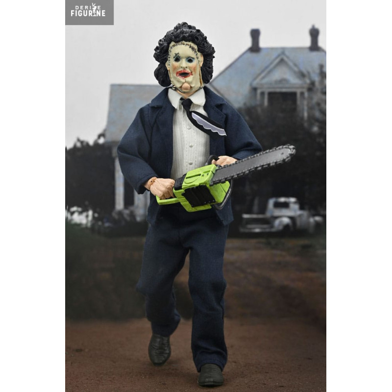 Chainsaw massacre - Clothed...