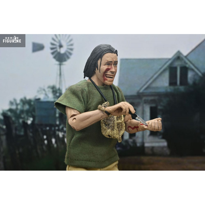 Chainsaw massacre - Clothed...