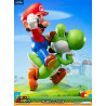 Super Mario - Mario & Yoshi figure