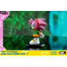 Sonic Boom8 - Amy or Super Sonic figure