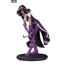 DC Comics - Huntress figure...