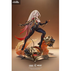 PRE ORDER - League of...