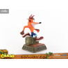 PRE ORDER - Crash Bandicoot - Crash Bandicoot figure, Classic