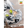Disney/Pixar, Toy Story - Woody (Special) or Alien (Deluxe) figure, D-Stage