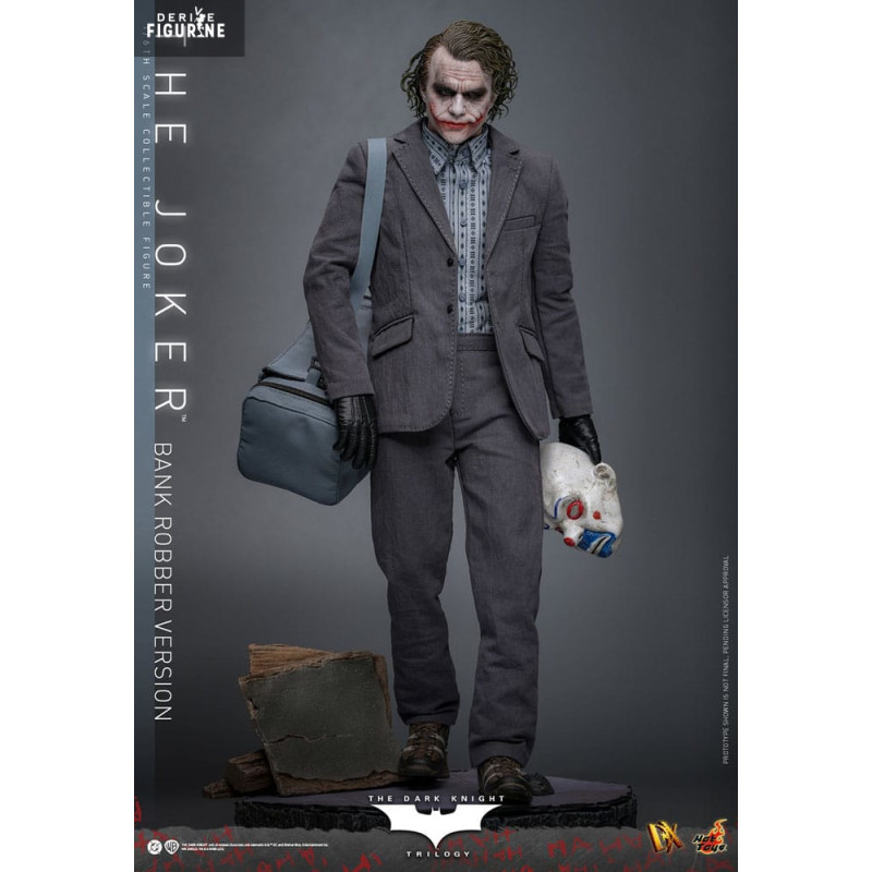 PRE ORDER - DC Comics, The Dark Knight - The Joker figure (Bank Robber Version), DX