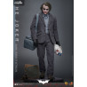 PRÉCOMMANDE - DC Comics, The Dark Knight - Figurine The Joker (Bank Robber Version), DX