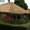 PRE ORDER - The Lord of the Rings - The Green Dragon Inn figure