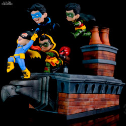 DC Comics - Gotham Rooftop...