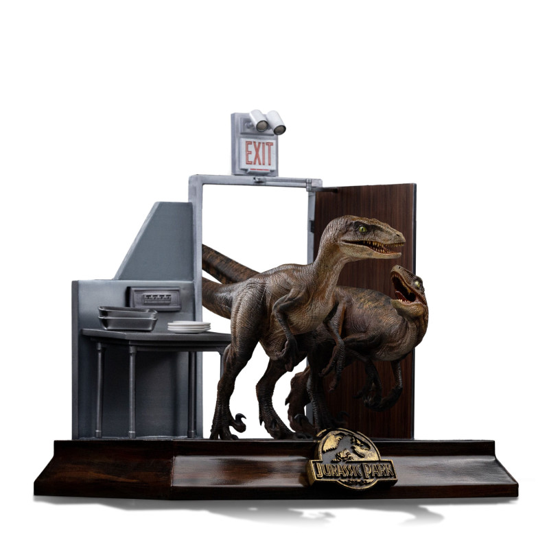 PRE ORDER - Jurassic Park - Raptors at the Kitchen's Door figure, Art Scale