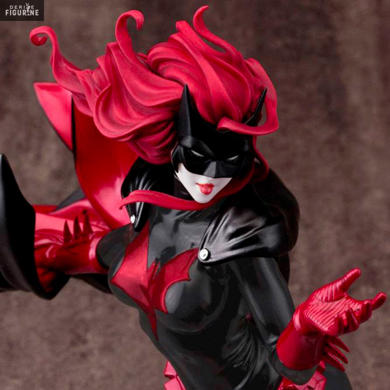 DC Comics - Batwoman figure...