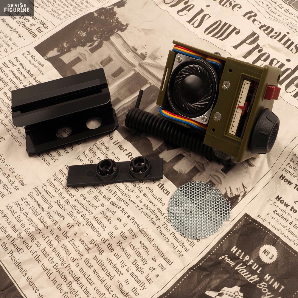 PipBoy Lightup Screen, FM Radio or Bluetooth Speaker Kit replica