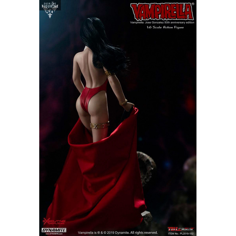 Figurine Vampirella by Jose...