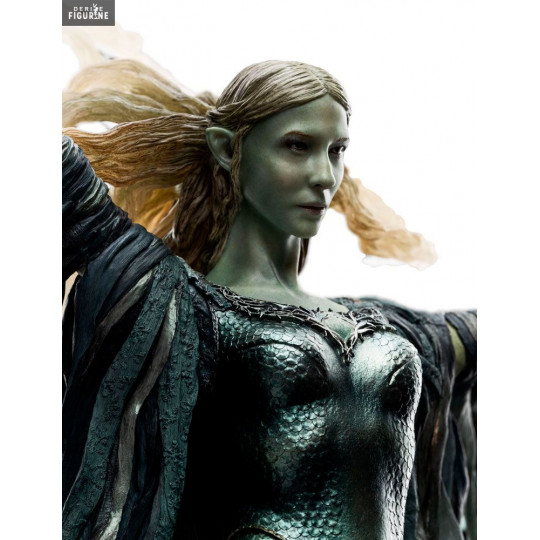 Figurine Galadriel Dark Queen Le Seigneur des Anneaux Weta