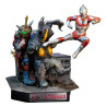 Return of Ultraman - Figure Ultraman Jack vs Zetton II & Alien Bat Battle scene