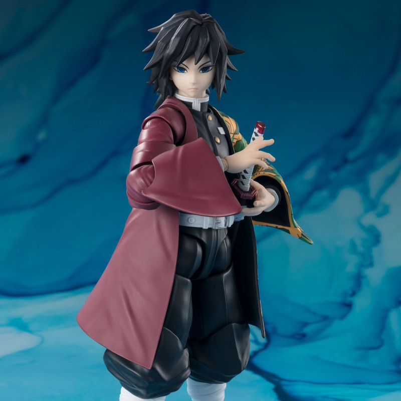 PREORDER - Demon Slayer: Kimetsu no Yaiba - Giyu Tomioka figure, S.H. Figuarts