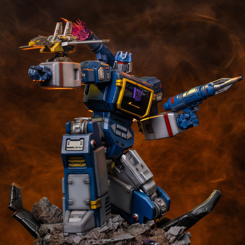 PRÉCOMMANDE - Transformers - Figurine Soundwave, Demi Art Scale