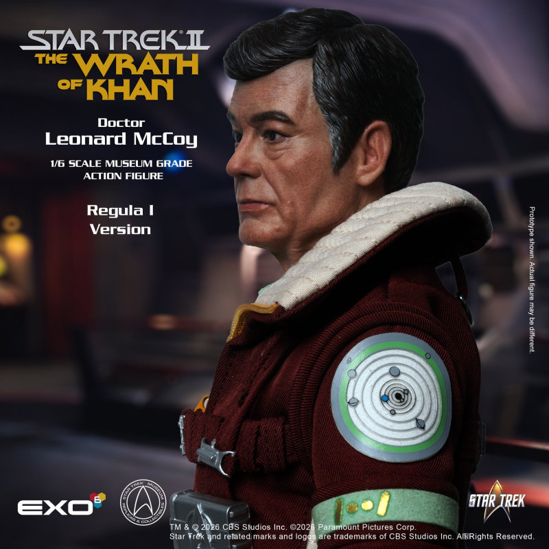 Star Trek II: The Wrath of Khan - Dr. Leonard McCoy figure, Regula I