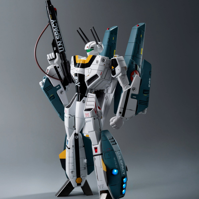 PREORDER - Robotech - Figure VF-1S Super Veritech Set (Rick Hunter), ROBO-DOU