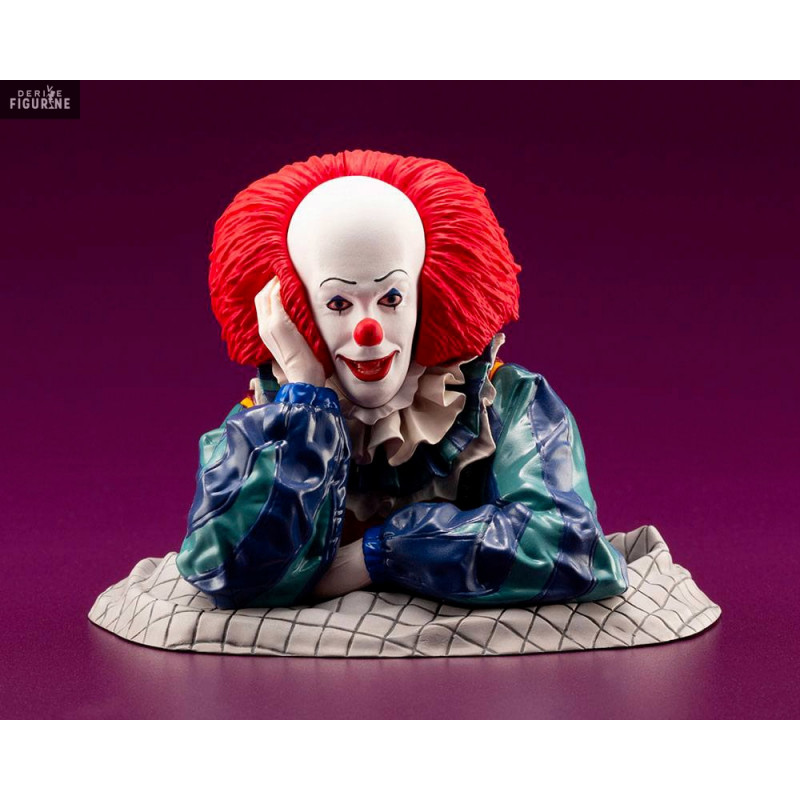 It 1990 - Pennywise figure,...