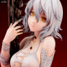 Code Vein - Figurine Io cuddling the sword, ARTFX