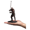 PRÉCOMMANDE - Le Seigneur des Anneaux - Figurine Uruk-hai Berserker