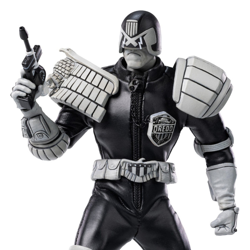 PRE ORDER - Judge Dredd - Judge Dredd figure Black & White, Exquisite Super