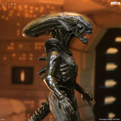 PRE ORDER - Alien: Earth -...