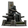 PRÉCOMMANDE - Marvel, Avengers: Doomsday - Figurine Doctor Doom on Throne, Art Scale